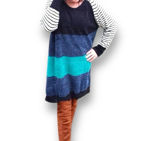 NWT - LuLaRoe Chenille Lauren Sweater Dress - Picture 2 of 7